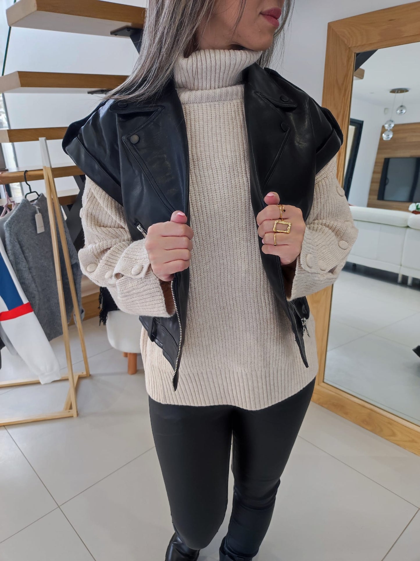 Veste similicuir sans manches