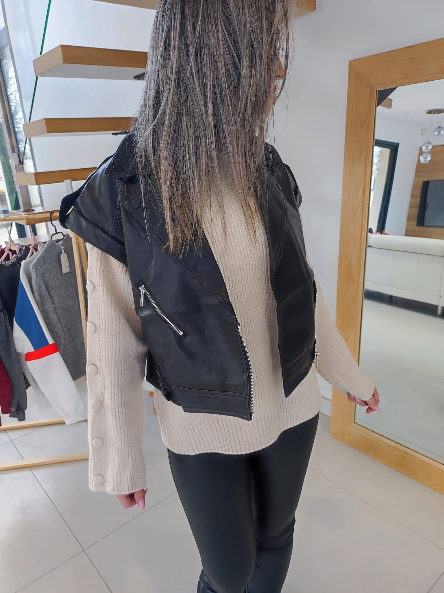 Veste similicuir sans manches